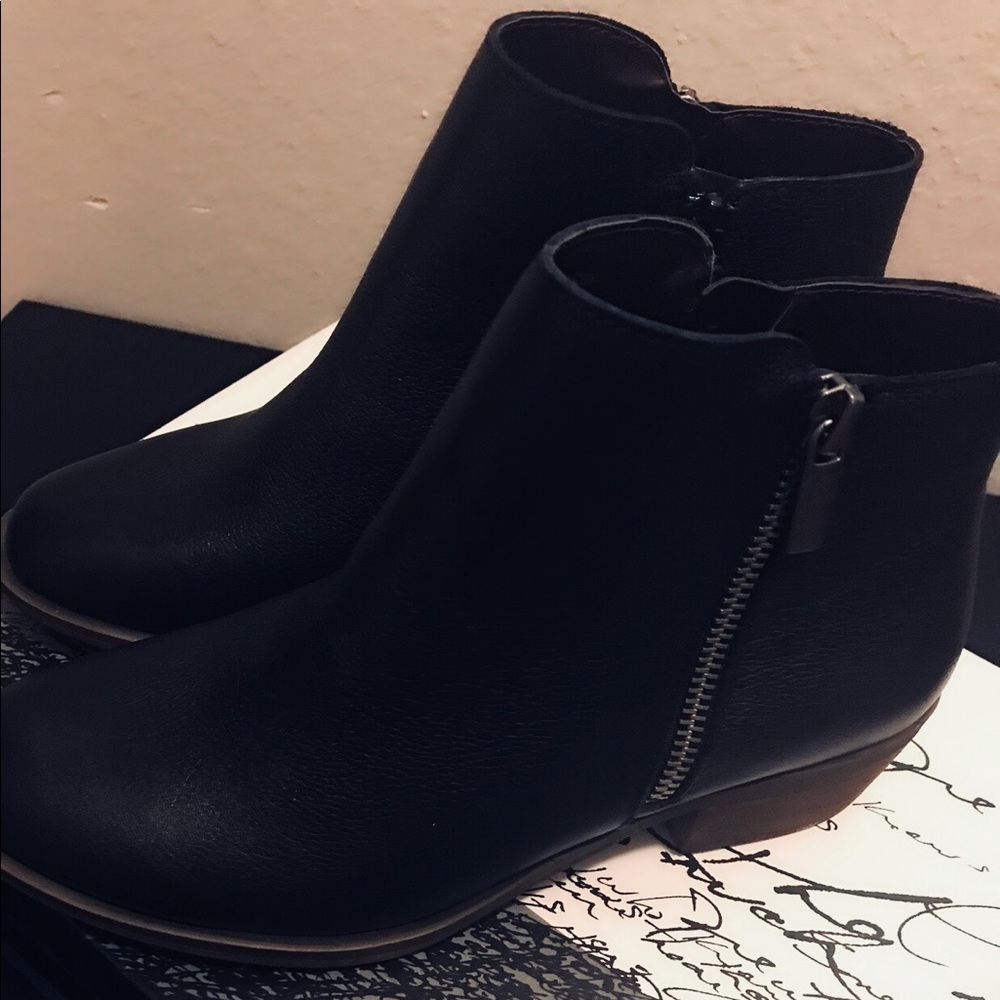 Kenzie ankle boots